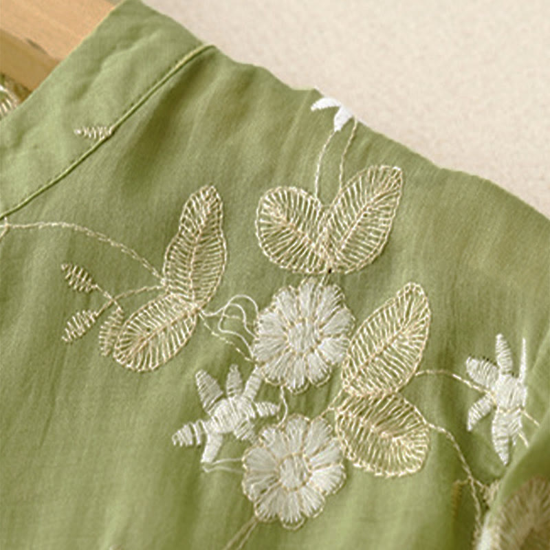 Camicia da donna a maniche corte con scollo rotondo e motivo floreale ricamato a petali, Buddha Stones. - image 14