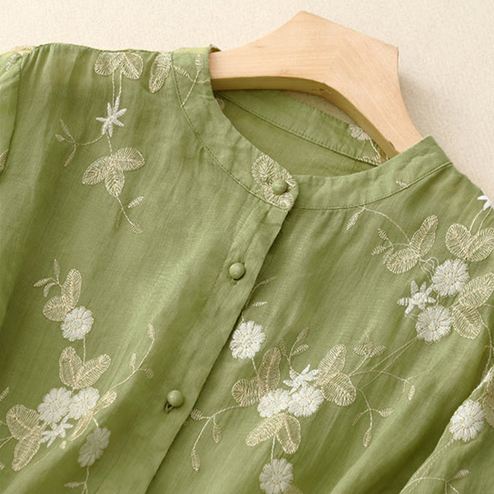 Camicia da donna a maniche corte con scollo rotondo e motivo floreale ricamato a petali, Buddha Stones. - image 13