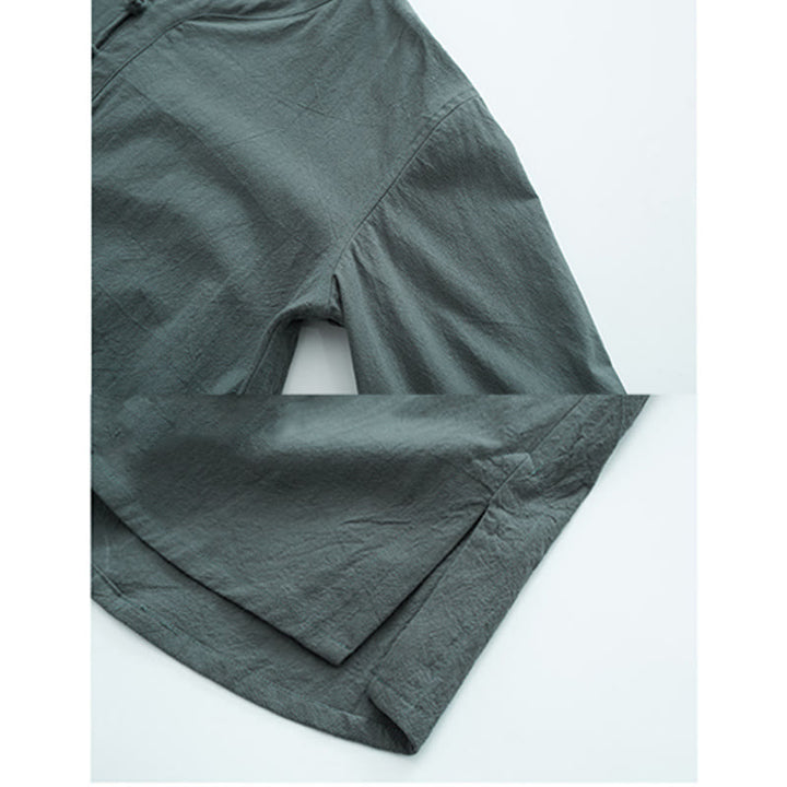 Completo da uomo con maglietta a maniche corte e pantaloni in tinta unita con motivo Buddha Stones. - image 2