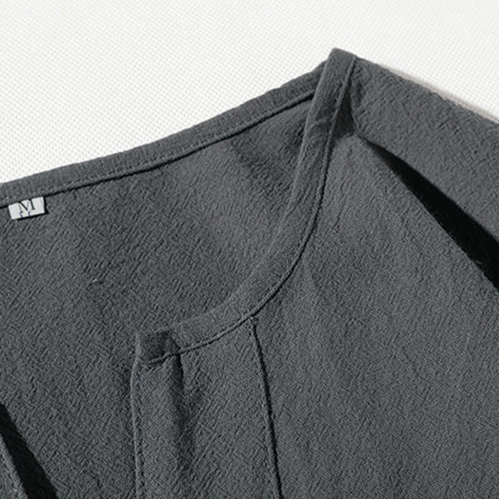 Set di abbigliamento da meditazione da uomo con motivo Buddha Stones , composto da t-shirt semplice con colletto a revers e pantaloncini a gamba larga con tasche. - image 7