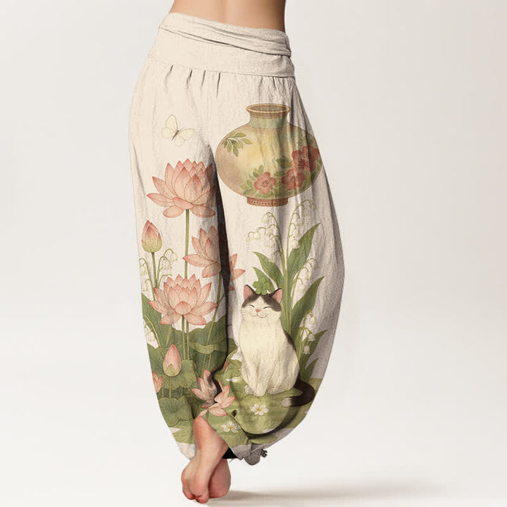 Buddha Stones Pantaloni harem da donna in puro cotone con motivo gatto loto e vita elasticizzata. - image 1