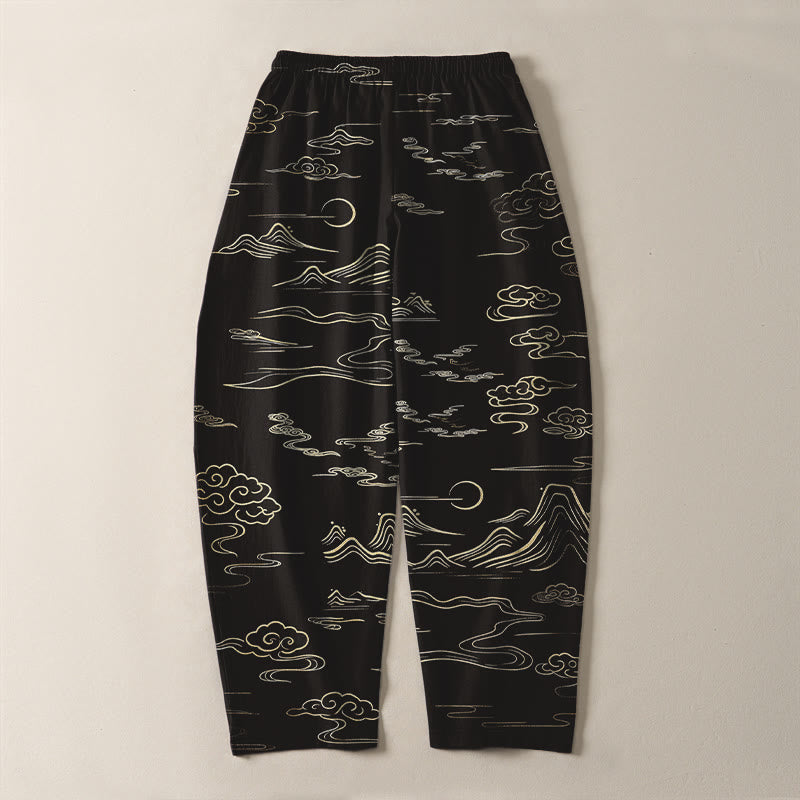 Buddha Stones Pantaloni da uomo affusolati con coulisse e tasche, in puro cotone, con motivo nuvole, montagne e onde. - image 3