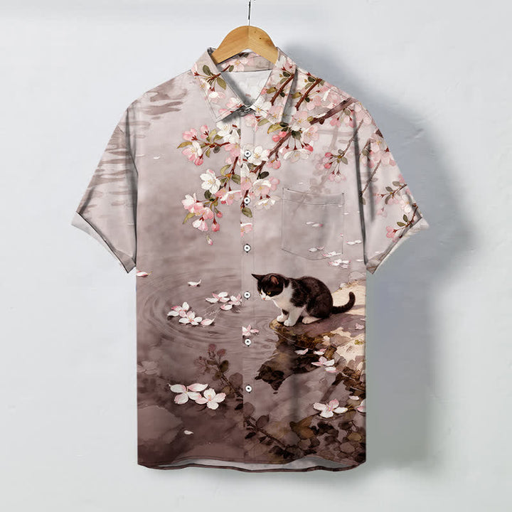 Buddha Stones Camicia da uomo a maniche corte con bottoni, motivo gatto in fiore di ciliegio e riva del fiume, resistente alle pieghe. - Legno robusto - US/UK/AU48, EU58 (4XL) - image 5