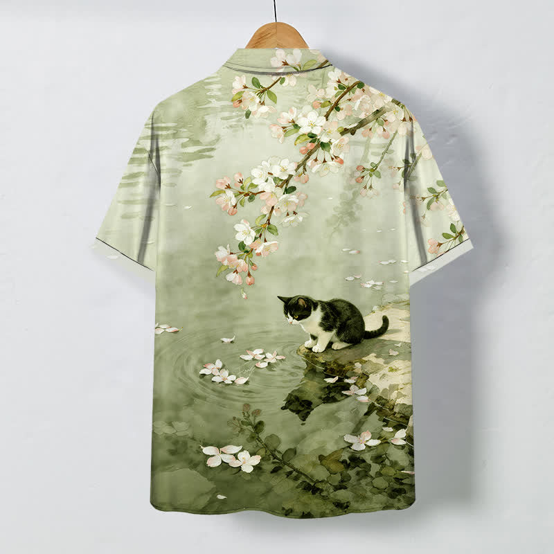 Buddha Stones Camicia da uomo a maniche corte con bottoni, motivo gatto in fiore di ciliegio e riva del fiume, resistente alle pieghe. - image 8