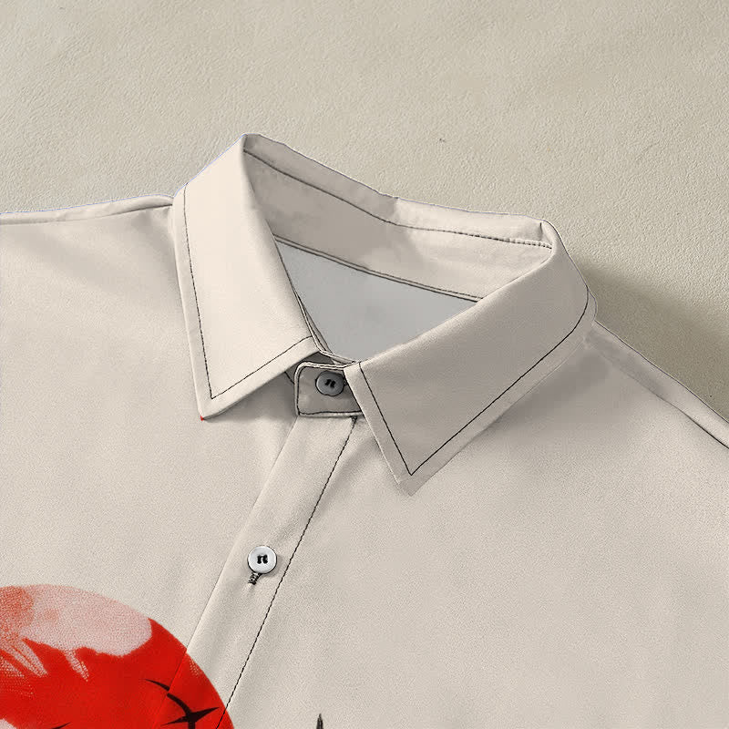 Buddha Stones Camicia da uomo a maniche corte traspirante con bottoni e motivo gru volanti e sole rosso - image 2