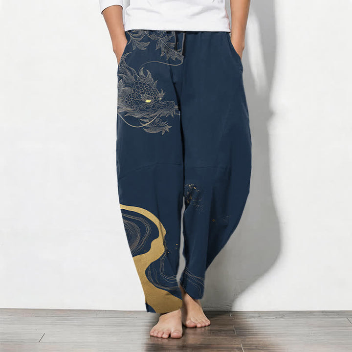 Buddha Stones Pantaloni da uomo affusolati con coulisse e tasche, in puro cotone, con motivo a onde e nuvole di drago dorato. - Marina - US/UK/AU50, EU60 (5XL) - image 7