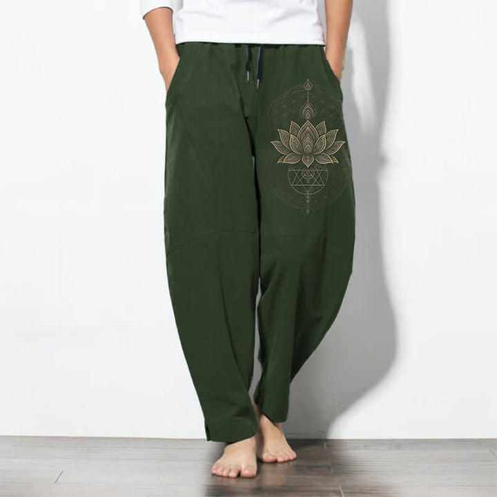 Buddha Stones Pantaloni da uomo affusolati con coulisse e tasche, in puro cotone, con motivo geometrico a mandala di loto. - Verde oliva scuro - US/UK/AU50, EU60 (5XL) - image 7