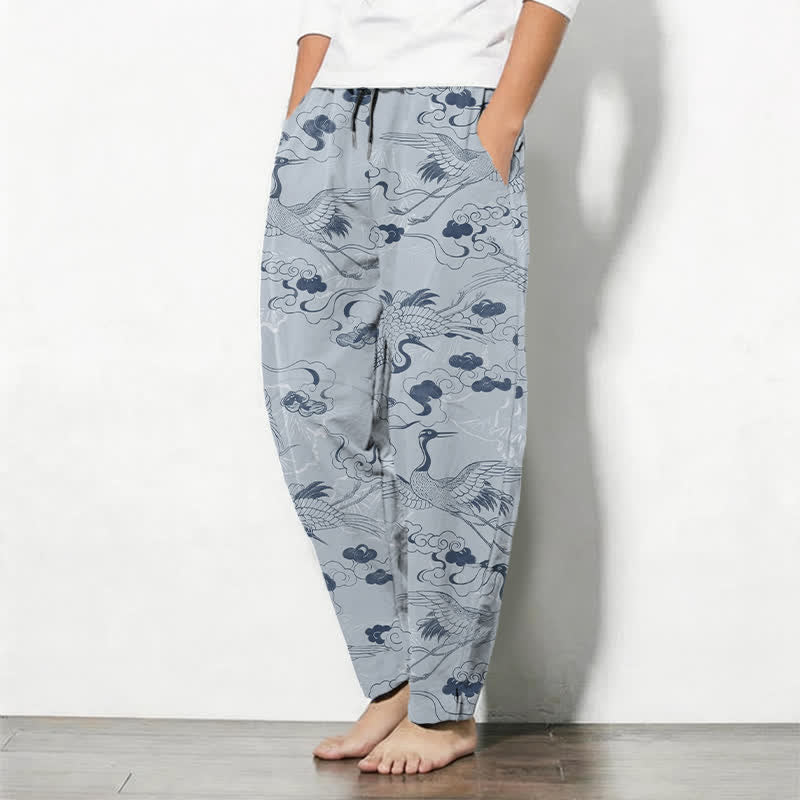 Buddha Stones Pantaloni da uomo affusolati con coulisse e tasche, in puro cotone, con motivo gru e nuvole. - image 1
