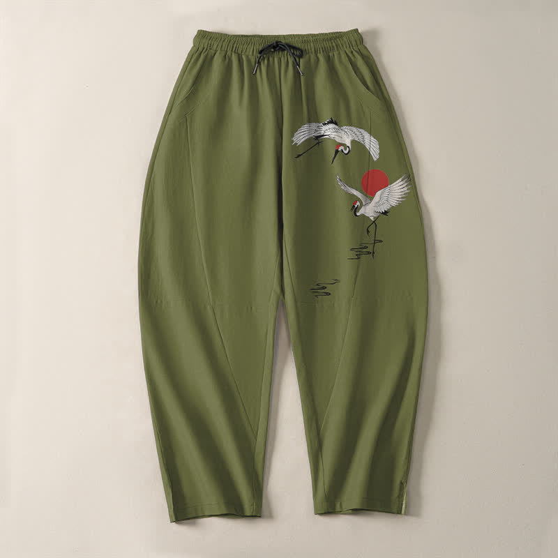 Buddha Stones Pantaloni da uomo affusolati con coulisse e tasche, in puro cotone, con motivo gru e sole rosso. - image 13