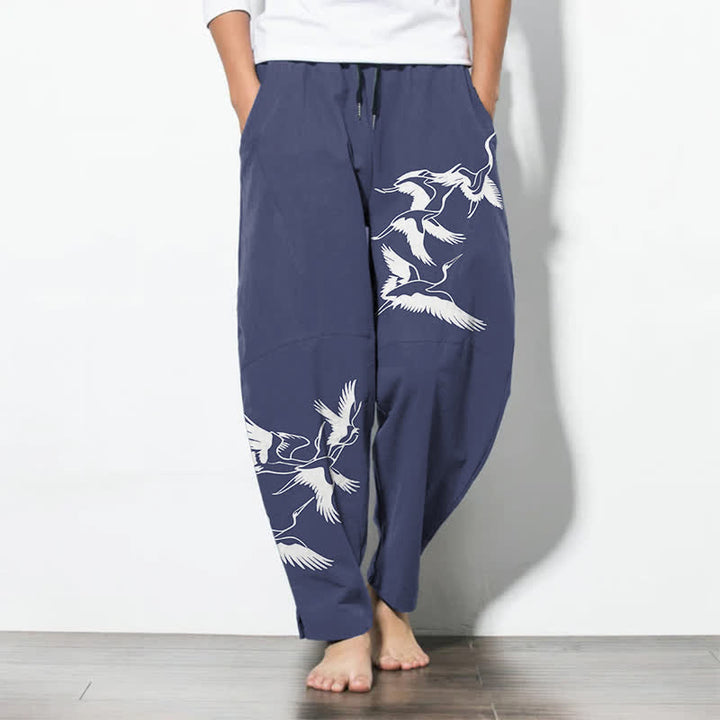 Buddha Stones Pantaloni da uomo affusolati con coulisse e tasche, in puro cotone, con motivo gru in volo. - SteelBlue - US/UK/AU50, EU60 (5XL) - image 0