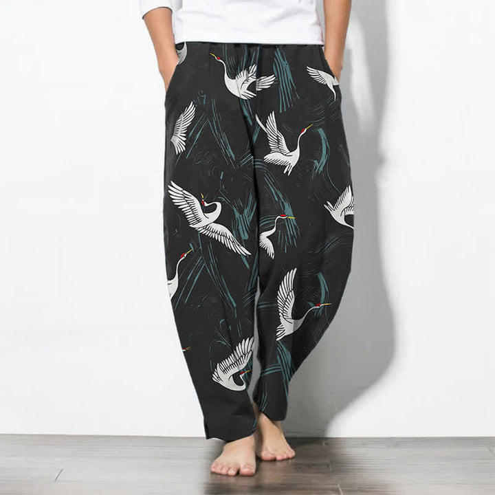 Buddha Stones Pantaloni da uomo affusolati in puro cotone, con coulisse, fantasia gru bianca e nera e motivo a gru, con tasche, colore nero. - Nero - US/UK/AU50, EU60 (5XL) - image 0