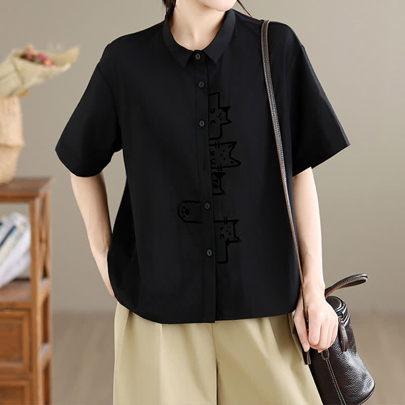 Buddha Stones Camicia da donna estiva casual e minimalista a maniche corte con bottoni e ricamo di gatto. - Nero - US8-10, UK/AU12-14, EU40-42 (2XL) - image 0