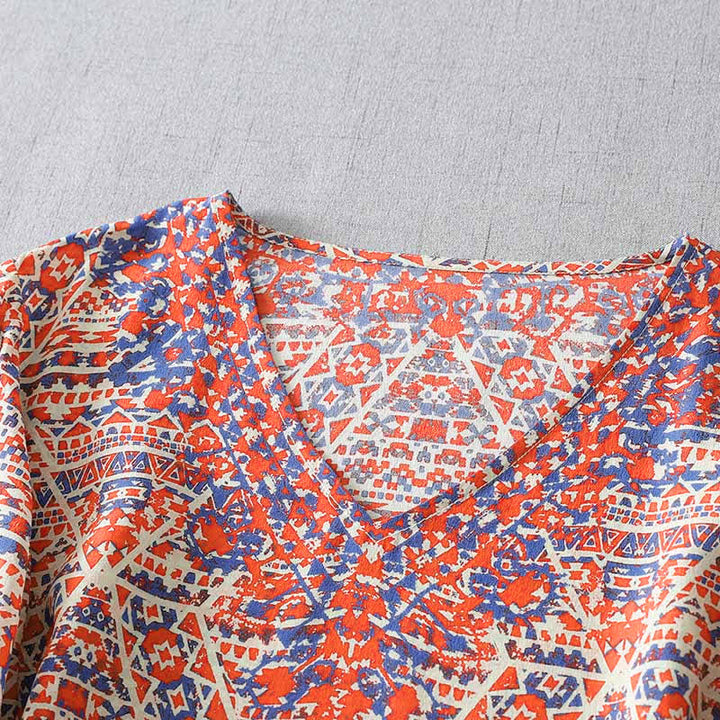 Buddha Stones T-shirt da donna a maniche lunghe con scollo a V, motivo geometrico e stampa boho vintage rossa, ideale per l'estate. - image 2