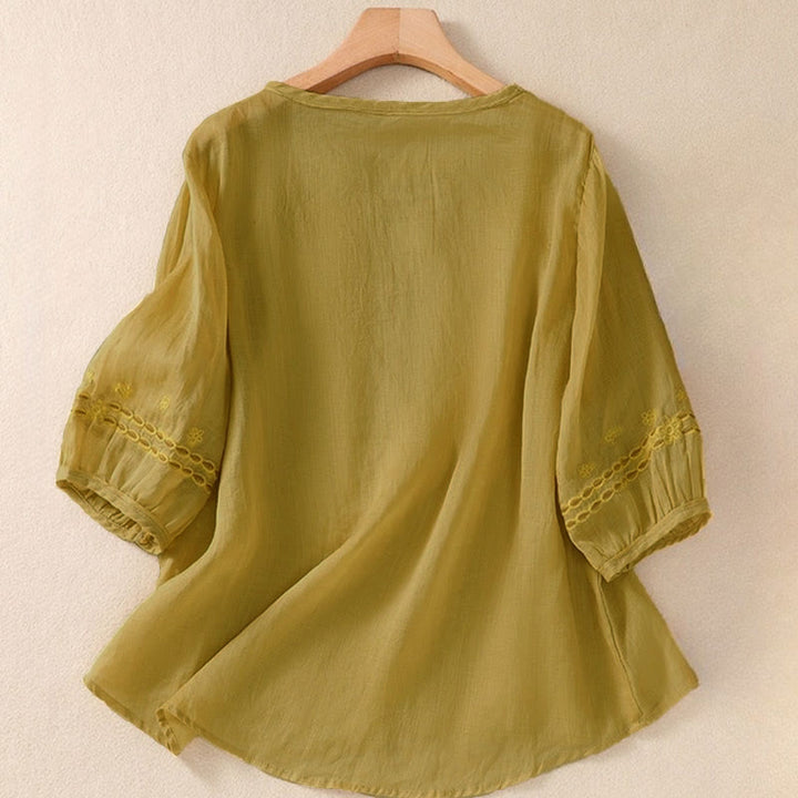 T-shirt da donna a maniche corte con scollo rotondo e ricamo floreale a tinta unita Buddha Stones. - image 13