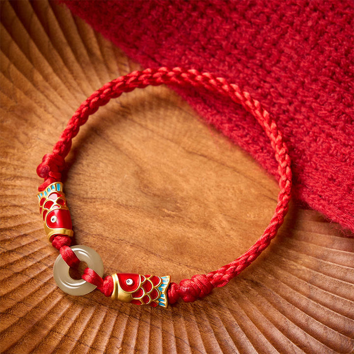 Buddha Stones Bracciale portafortuna con fibbia della pace in giada Hetian, doppio pesce koi e cordino rosso. - image 1