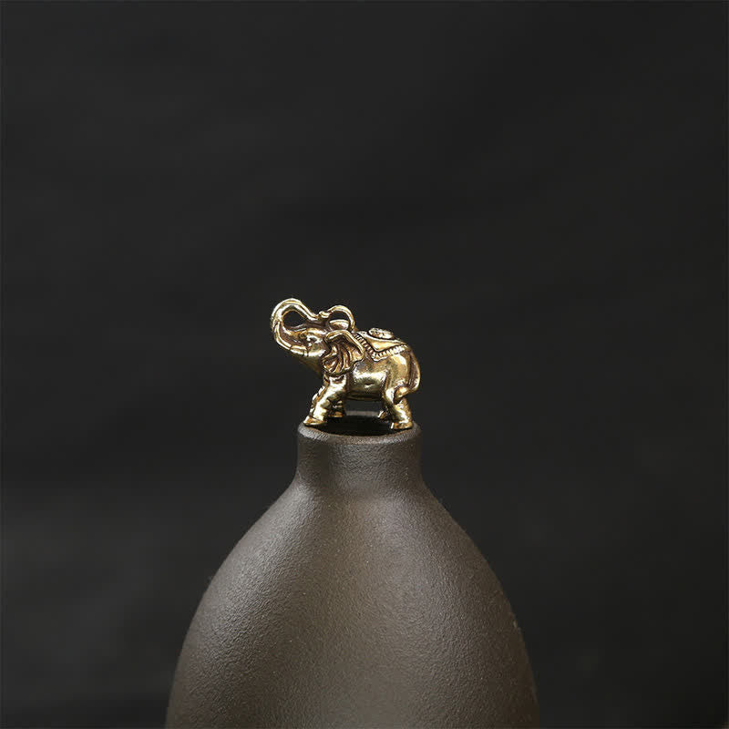 Buddha Stones Portachiavi con ciondolo a forma di zucca con elefante in ottone e cinque monete dell'imperatore Pi Xiu, simbolo di saggezza. - image 15