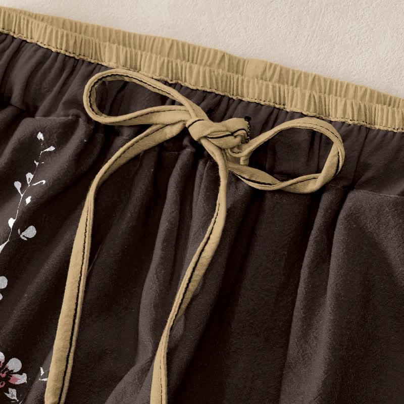 Buddha Stones Pantaloni da donna in puro cotone con elastico in vita e tasche, fantasia a rami di fiori orientali. - image 1