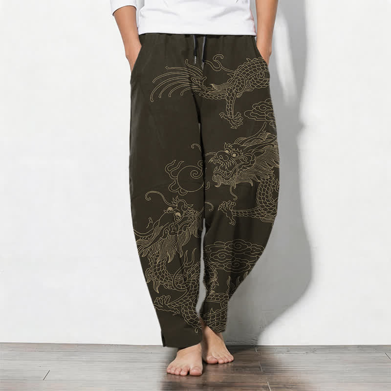 Buddha Stones Pantaloni da uomo affusolati in puro cotone con motivo drago dorato e nuvole, con coulisse e tasche. - Marrone sella - US/UK/AU50, EU60 (5XL) - image 0