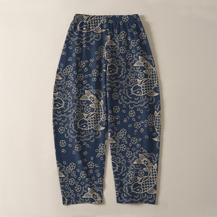 Buddha Stones Pantaloni da uomo affusolati con coulisse e tasche, in puro cotone, con motivo floreale e carpe koi dorate. - image 10