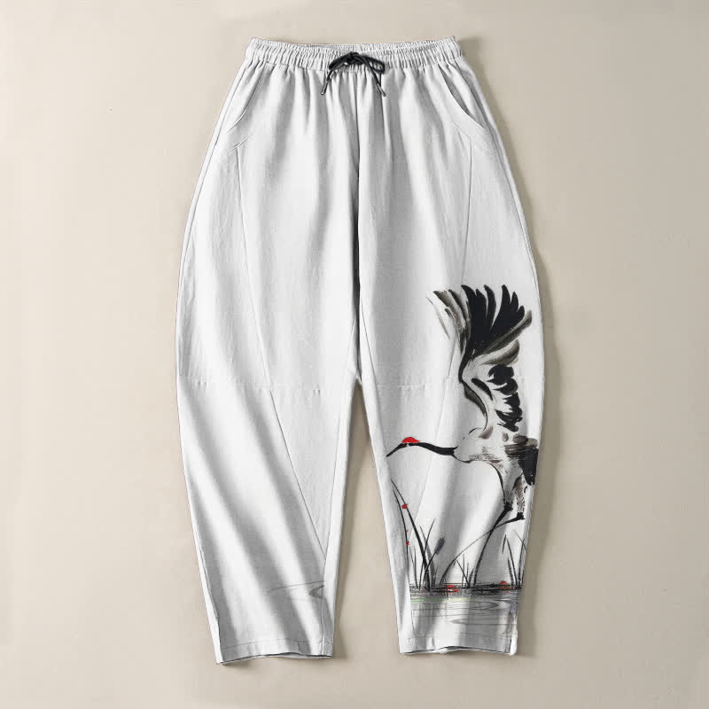 Buddha Stones Pantaloni da uomo affusolati con coulisse e tasche, in puro cotone, con stampa "Bundle Crane Reed". - image 2