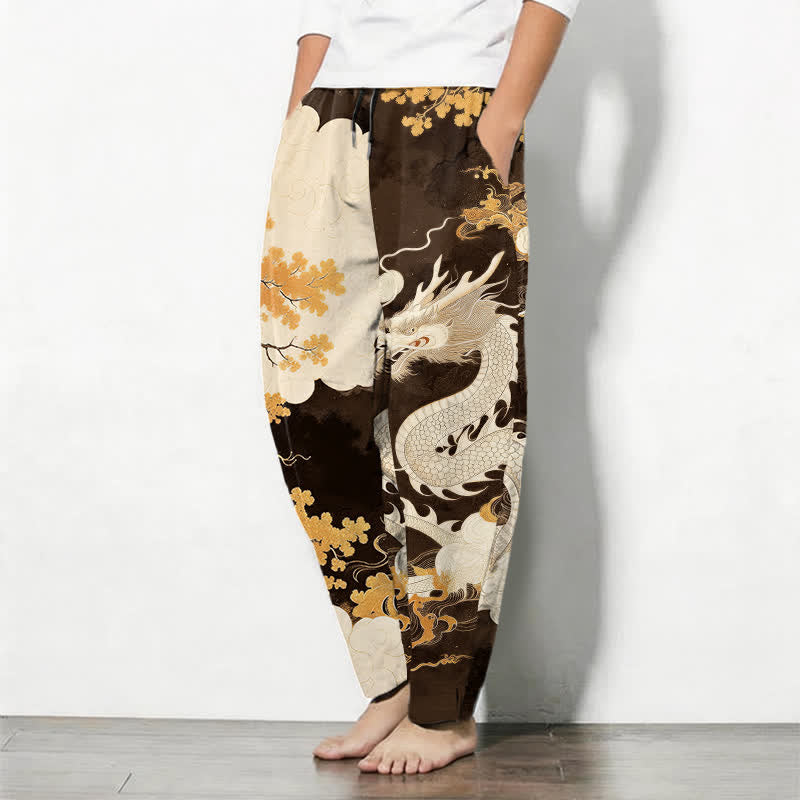 Buddha Stones Pantaloni da uomo affusolati con coulisse e tasche, in puro cotone, con motivo drago orientale e nuvole. - image 8