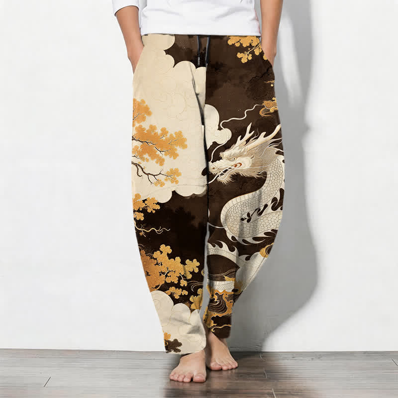 Buddha Stones Pantaloni da uomo affusolati con coulisse e tasche, in puro cotone, con motivo drago orientale e nuvole. - Marrone sella - US/UK/AU50, EU60 (5XL) - image 7