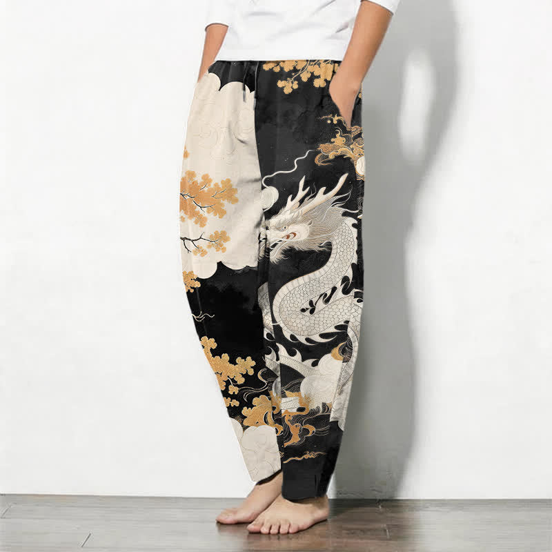 Buddha Stones Pantaloni da uomo affusolati con coulisse e tasche, in puro cotone, con motivo drago orientale e nuvole. - image 12