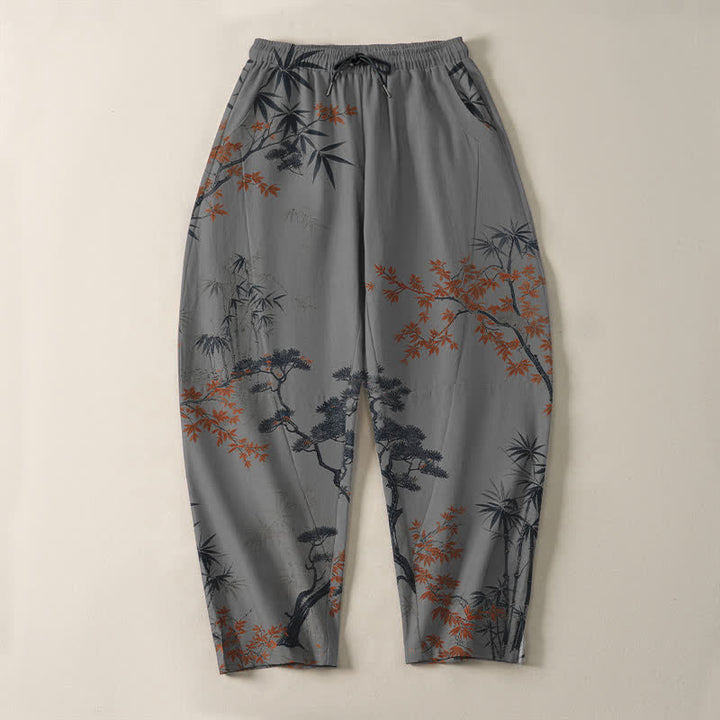 Buddha Stones Pantaloni da uomo affusolati con coulisse e tasche, in puro cotone, con motivo acero, bambù e pino. - image 9