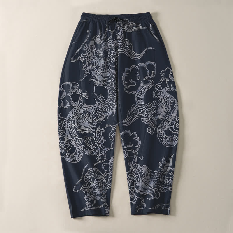 Buddha Stones Pantaloni da uomo affusolati in puro cotone con motivo drago e nuvole, con coulisse e tasche. - image 2