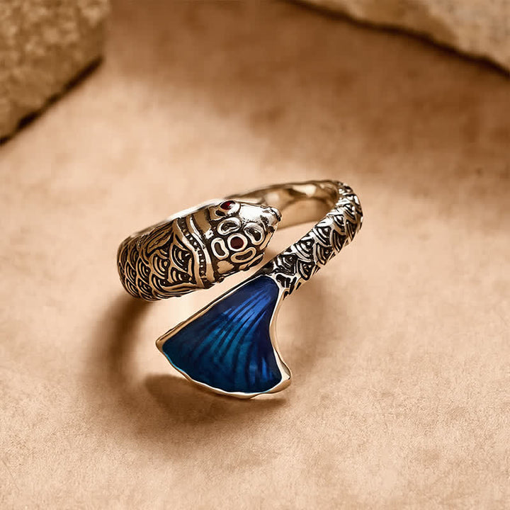Buddha Stones Anello regolabile vintage con pesce koi in smalto blu. - image 1