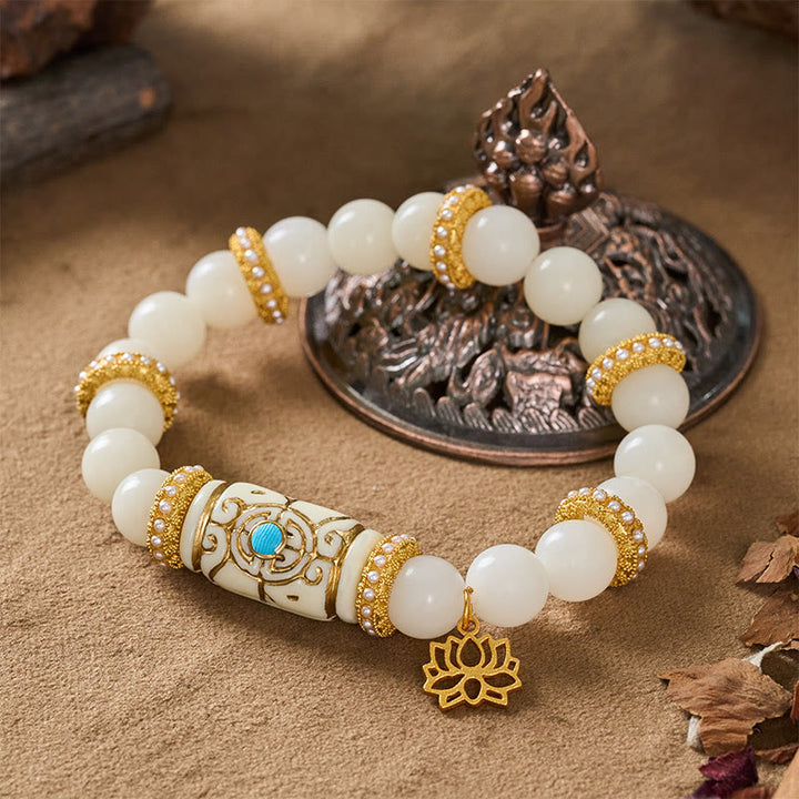 Buddha Stones Bracciale da meditazione rotondo con ciondolo a forma di loto in resina bianca con semi di Bodhi e barilotto, ideale per la meditazione. - image 3