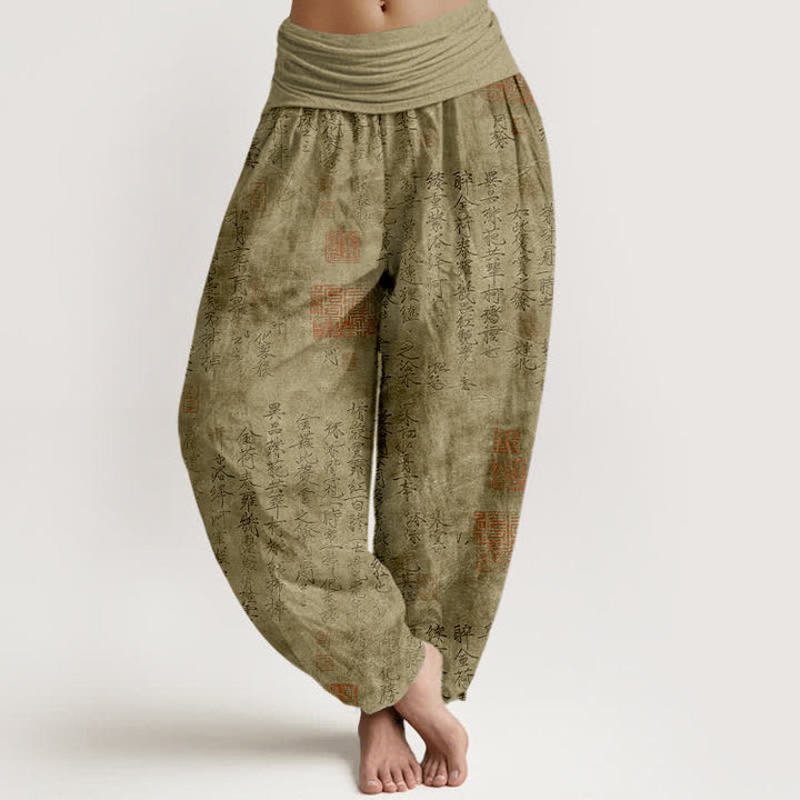 Buddha Stones Pantaloni harem da donna in cotone con motivo a sigillo rosso e calligrafia cinese, con elastico in vita. - Oliva - US16, UK/AU20, EU48 (3XL) - image 8