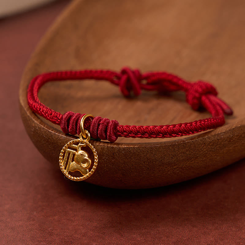 Buddha Stones Braccialetto portafortuna con personaggio Fu, rame placcato oro e cordino rosso, simbolo di ricchezza. - image 13