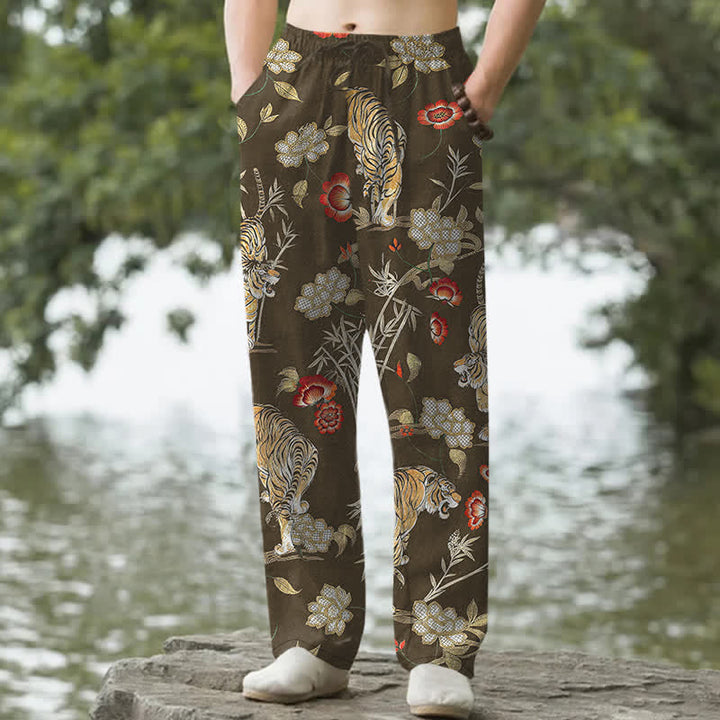 Buddha Stones Pantaloni affusolati da uomo in cotone con stampa floreale a tigre e bambù, con tasche. - Siena - US/UK/AU50, EU60 (5XL) - image 6