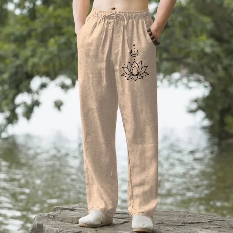 Buddha Stones Pantaloni da uomo affusolati in cotone con motivo loto e luna, con tasche. - Legno robusto - US/UK/AU50, EU60 (5XL) - image 6