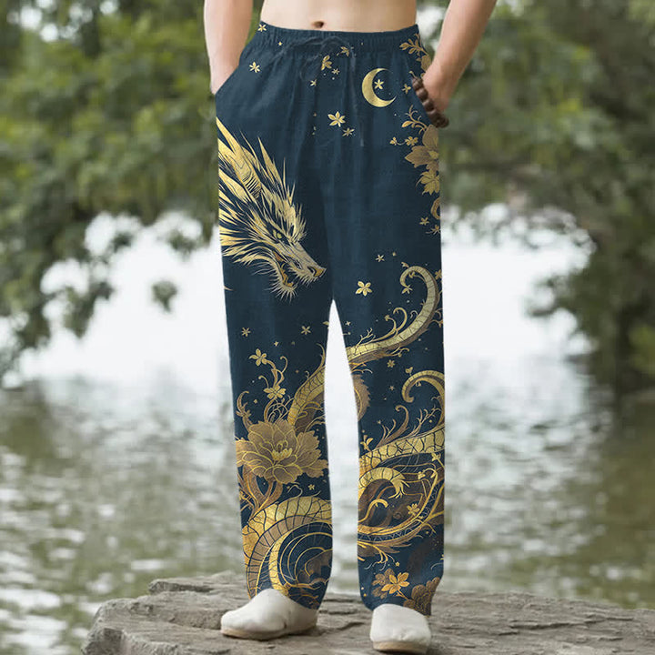Buddha Stones Pantaloni da uomo affusolati in cotone con motivo drago dorato e nuvole, con tasche. - Marina - US/UK/AU50, EU60 (5XL) - image 4