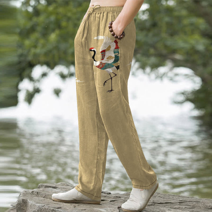 Buddha Stones Pantaloni da uomo affusolati in cotone bianco con motivo a onde e stampa gru, con tasche. - image 5