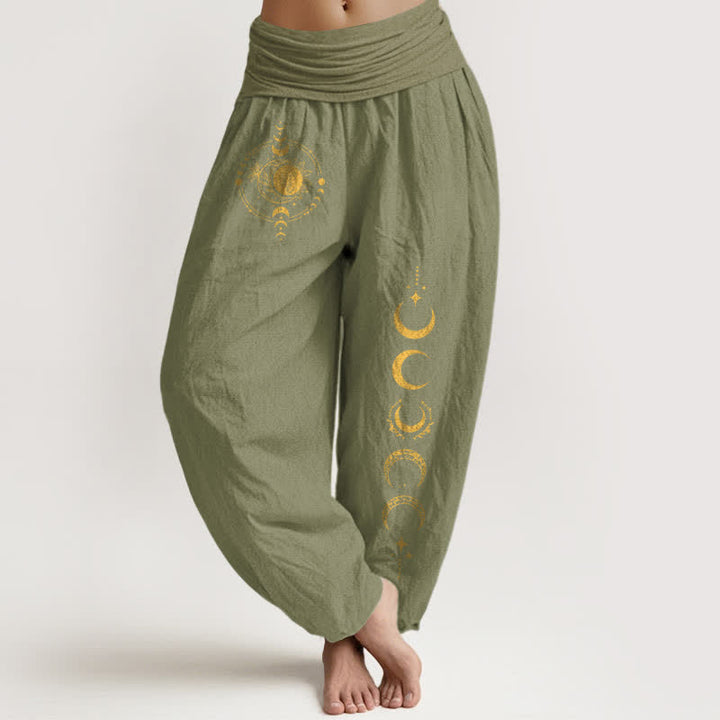 Buddha Stones Pantaloni harem da donna in puro cotone con motivo a fasi lunari dorate e vita elasticizzata. - Verde oliva - US16, UK/AU20, EU48 (3XL) - image 11