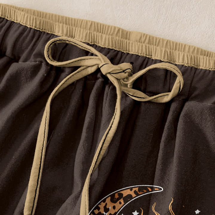 Buddha Stones Pantaloni da donna in puro cotone con elastico in vita e tasche, fantasia celeste sole e luna. - image 5