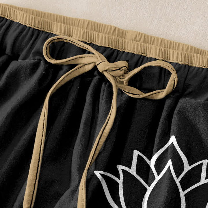 Buddha Stones Pantaloni da donna in puro cotone bianco con motivo a loto, elastico in vita e tasche. - image 1