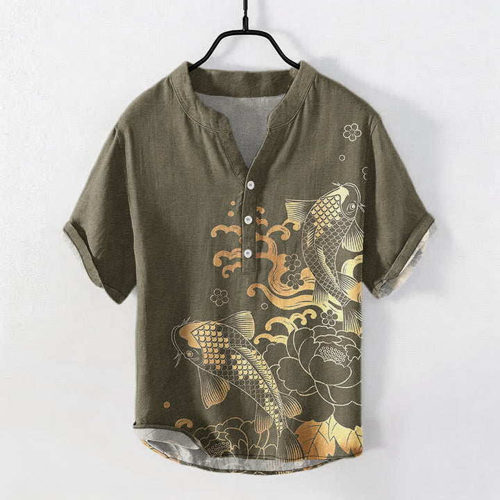 Buddha Stones Camicia da uomo a maniche corte con mezza abbottonatura, in cotone, con motivo di carpe koi e peonie. - Cachi scuro - US/UK/AU50, EU60 (5XL) - image 0