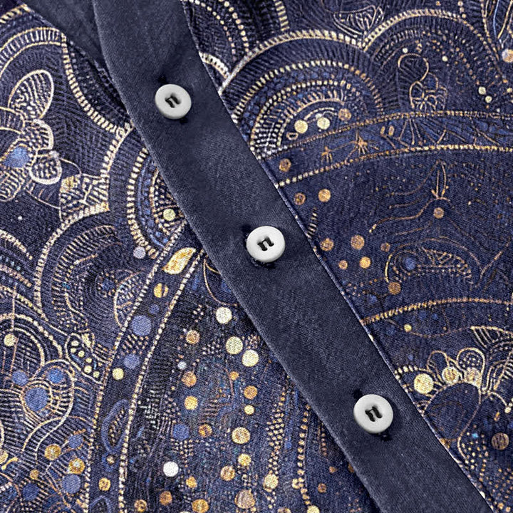 Buddha Stones Camicia da uomo a maniche corte con bottoni a metà, in cotone, con motivo mandala galattico dorato. - image 3