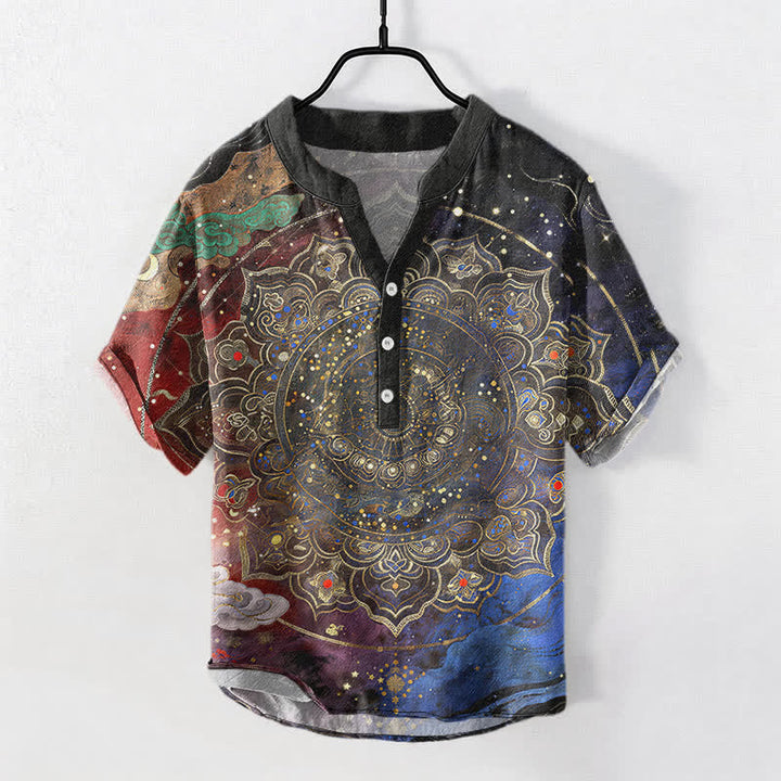 Buddha Stones Camicia da uomo a maniche corte con bottoni a metà, in cotone, con motivo mandala galattico dorato. - Multicolore - US/UK/AU50, EU60 (5XL) - image 5