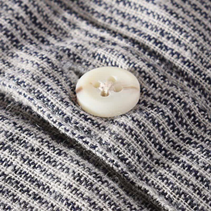 Buddha Stones Camicia da uomo estiva casual a maniche corte in lino a righe tinta unita con taschino applicato. - image 15