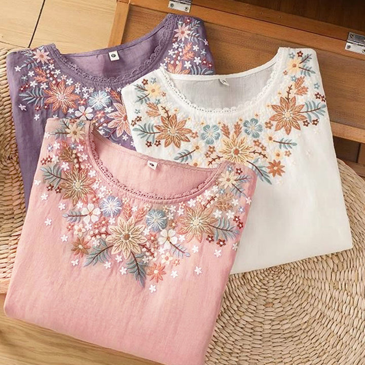 T-shirt da donna a girocollo con maniche a tre quarti e ricamo di fiori e foglie, con motivo Buddha Stones. - image 17