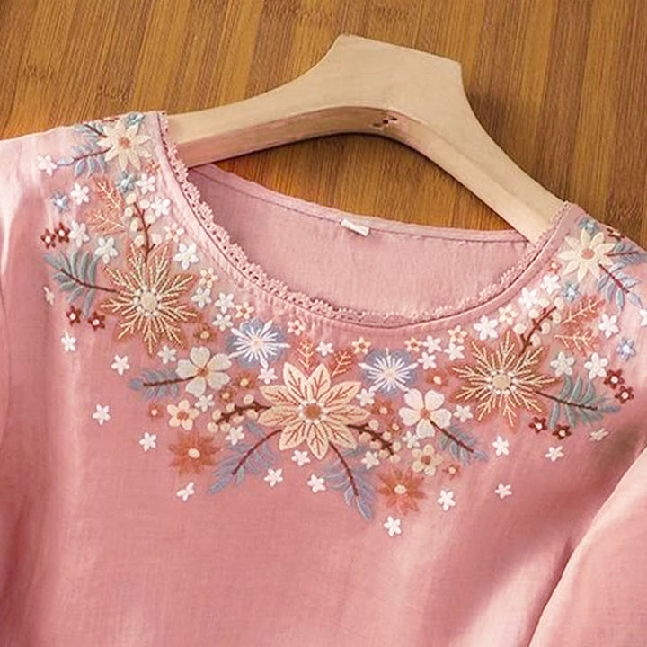 T-shirt da donna a girocollo con maniche a tre quarti e ricamo di fiori e foglie, con motivo Buddha Stones. - image 13