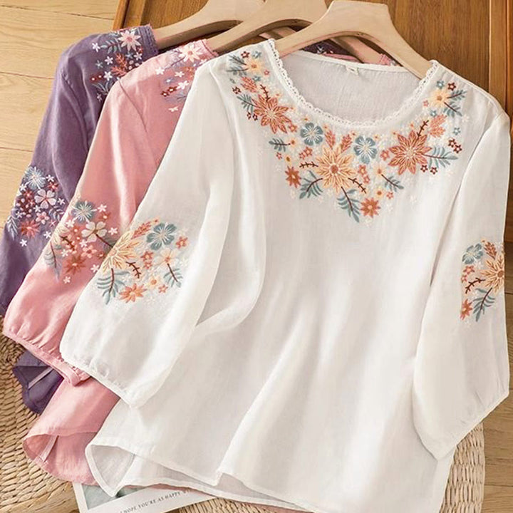 T-shirt da donna a girocollo con maniche a tre quarti e ricamo di fiori e foglie, con motivo Buddha Stones. - image 18