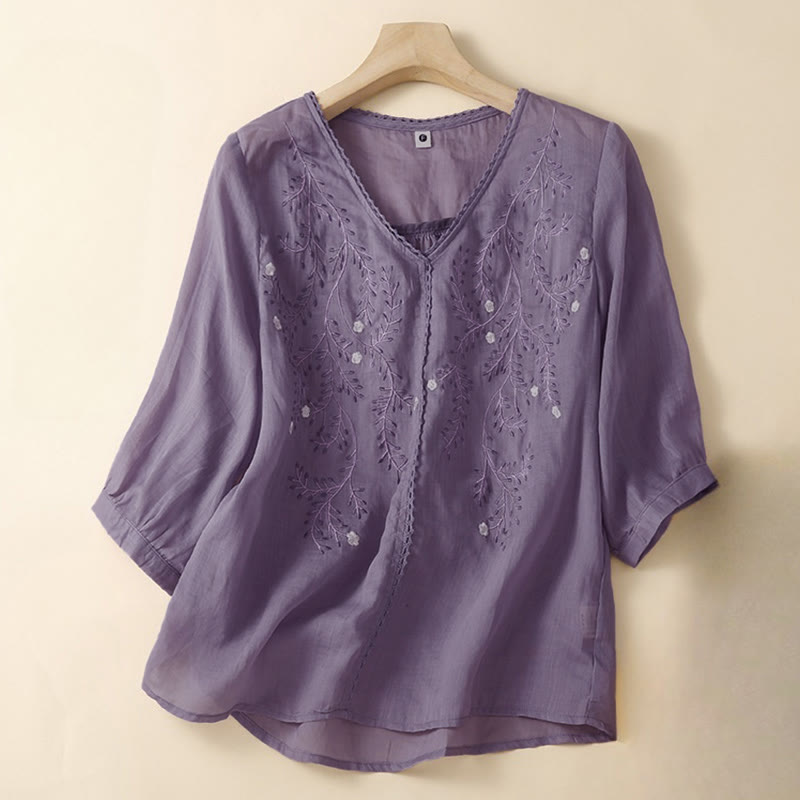 T-shirt da donna a maniche corte con scollo a V e ricamo di rami di fiori e Buddha Stones per l'estate. - Orchidea media - US8-10, UK/AU12-14, EU40-42 (2XL) - image 6