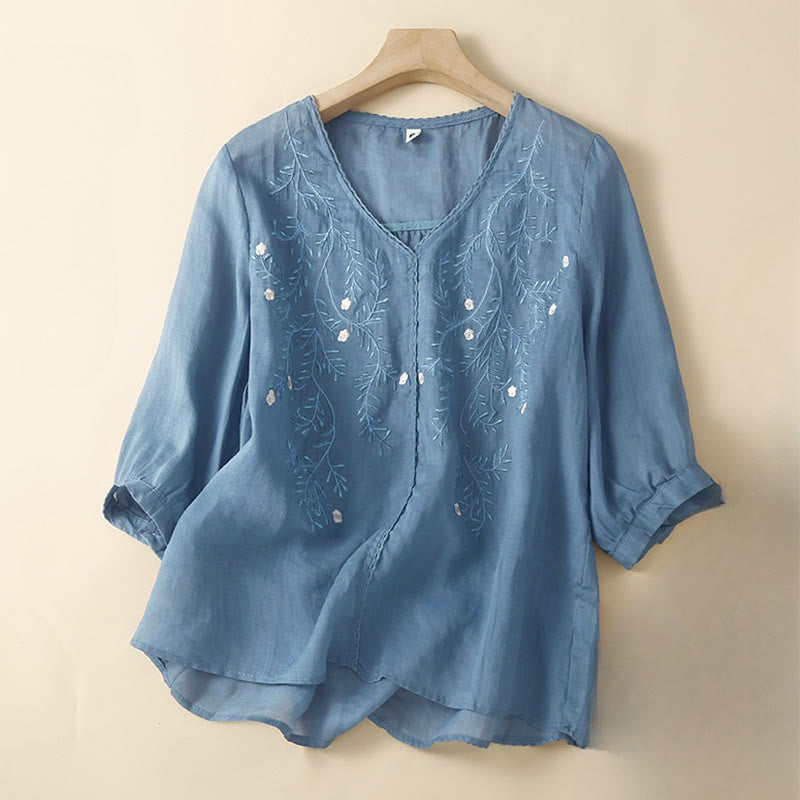 T-shirt da donna a maniche corte con scollo a V e ricamo di rami di fiori e Buddha Stones per l'estate. - SteelBlue - US8-10, UK/AU12-14, EU40-42 (2XL) - image 3