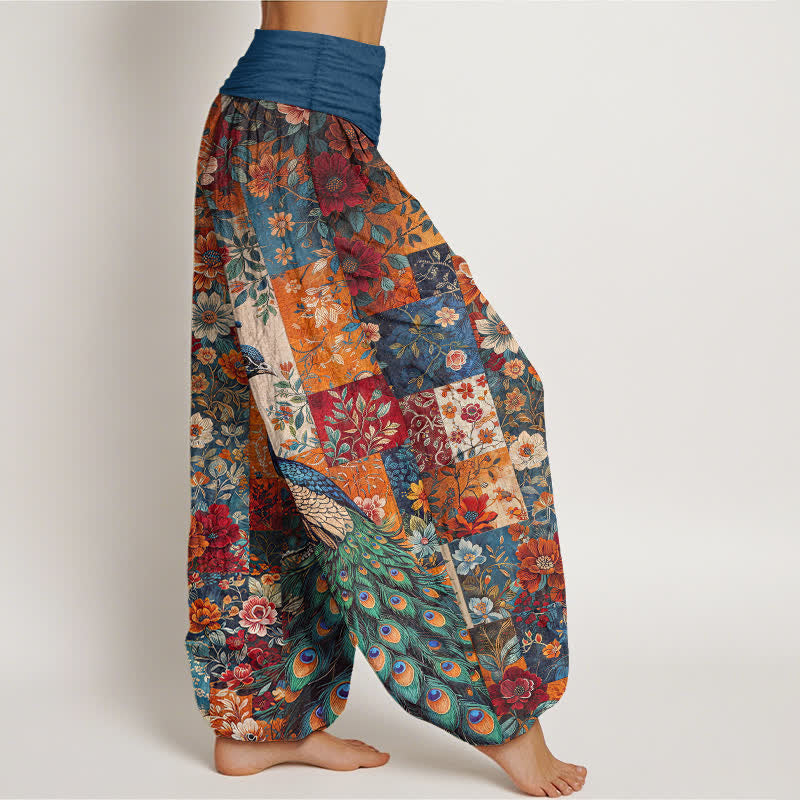 Buddha Stones Pantaloni harem da donna in cotone con motivo patchwork floreale e pavone, vita elasticizzata. - image 1
